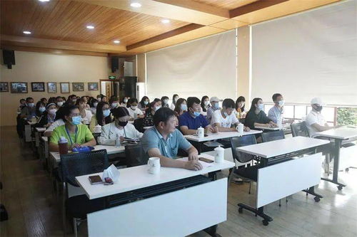 2021年玉溪市導(dǎo)游服務(wù)人員暨景區(qū)講解員培訓(xùn)班成功舉辦，助力旅行社服務(wù)提質(zhì)升級(jí)